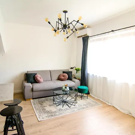 Apartament Two With Big Garden Near Beach Bacvice
